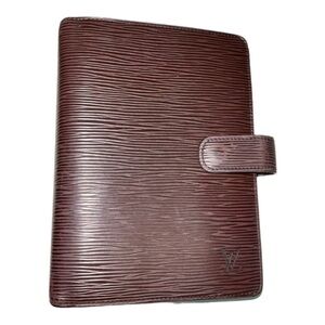 LOUIS VUITTON  Brown Monogram Canvas Medium Ring Agenda Cover.